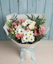 Букет цветов из:  Розы, Лизиантусы и Хризантемы в Марках