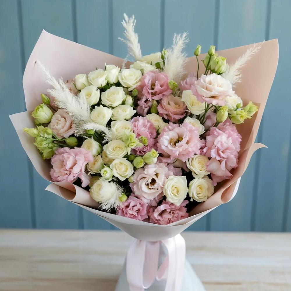 Букет цветов из: Альстромерии и Розы в Марках