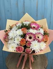 Букет цветов из:  Розы, Герберы и Хризантемы в Марках