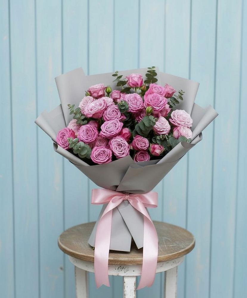 Букет цветов из: Розы в Марках