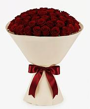 Букет 101 Бордовая роза Блэк Бакарра в Марках