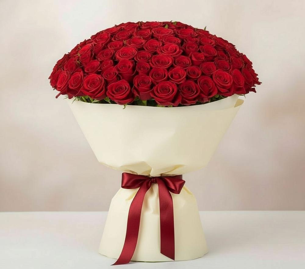 Букет 101 Красная роза Милано в Марках