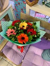 Букет цветов из:  Герберы, Хризантемы и Альстромерии #REPLACE_PRED# Марках