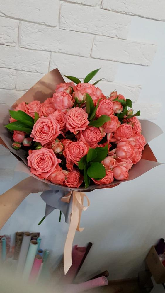 Букет цветов из: Розы в Марках