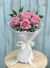 Букет цветов из:  Розы в Марках