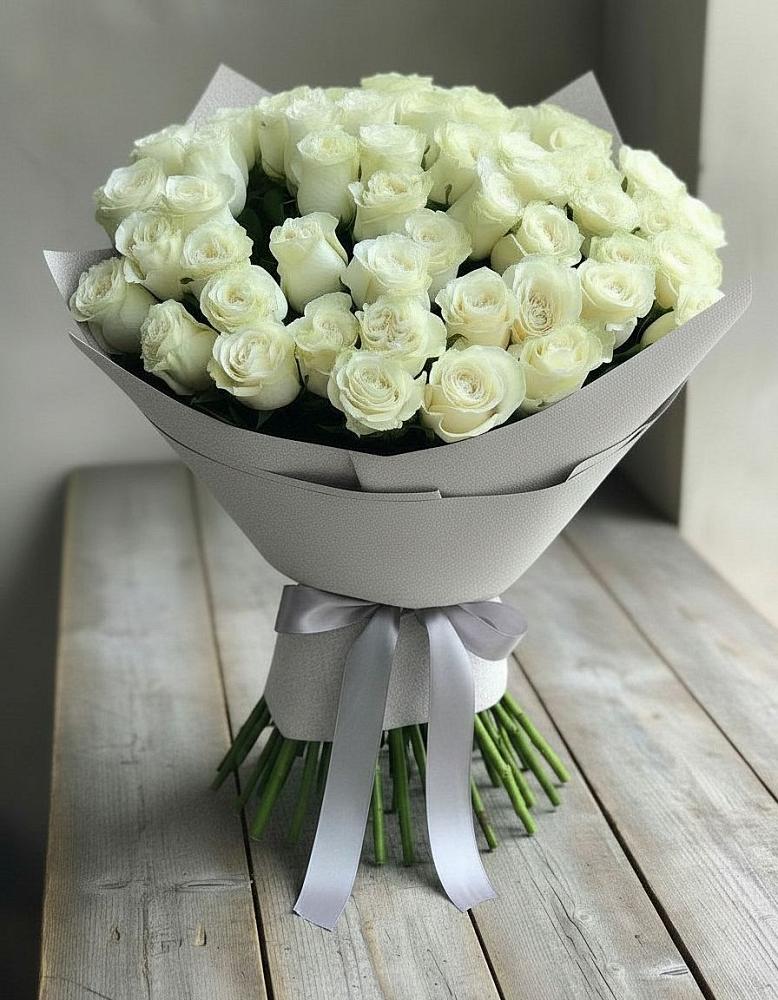 Букет 35 Белых роз в Марках