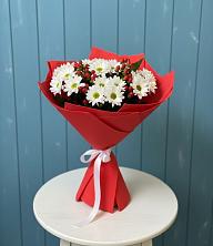 Букет цветов из:  Хризантемы в Марках