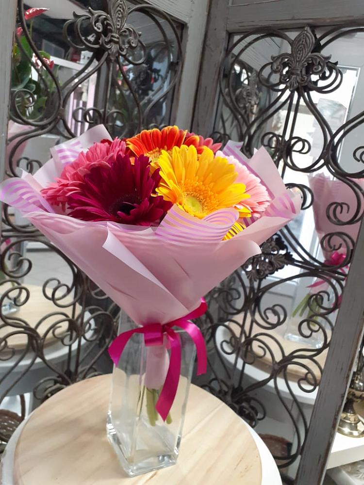 Букет цветов из: Герберы в Марках