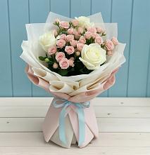 Букет цветов из:  Розы #REPLACE_PRED# Марках