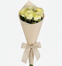 Букет цветов из:  Розы в Марках