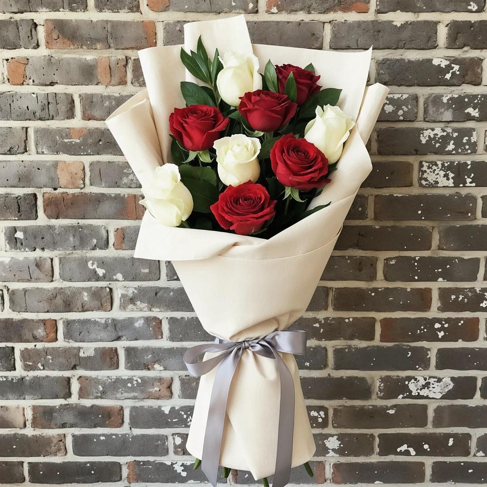 Букет цветов из: Розы в Марках