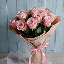 Букет цветов из:  Розы в Марках