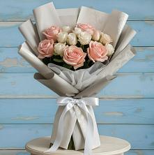 Букет цветов из:  Розы в Марках