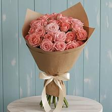 Букет цветов из:  Розы в Марках