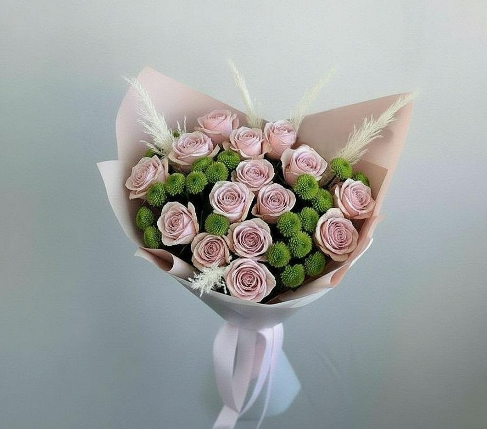 Букет цветов из: Розы и Хризантемы в Марках