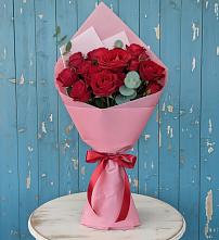 Букет цветов из:  Розы в Марках