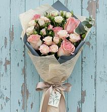 Букет цветов из:  Розы в Марках
