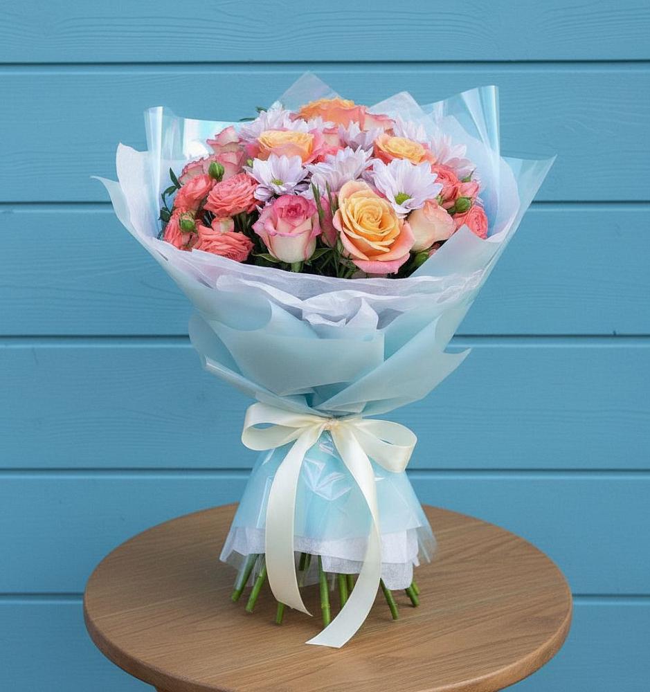 Букет цветов из: Хризантемы и Розы в Марках