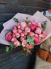 Букет цветов из:  Розы #REPLACE_PRED# Марках