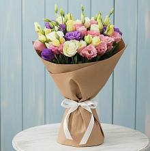 Букет цветов из:  Лизиантусы в Марках