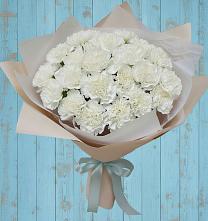 Букет цветов из:  Гвоздики в Марках