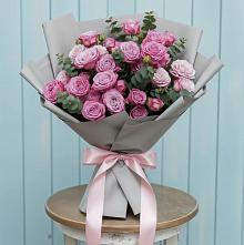 Букет цветов из:  Розы #REPLACE_PRED# Марках